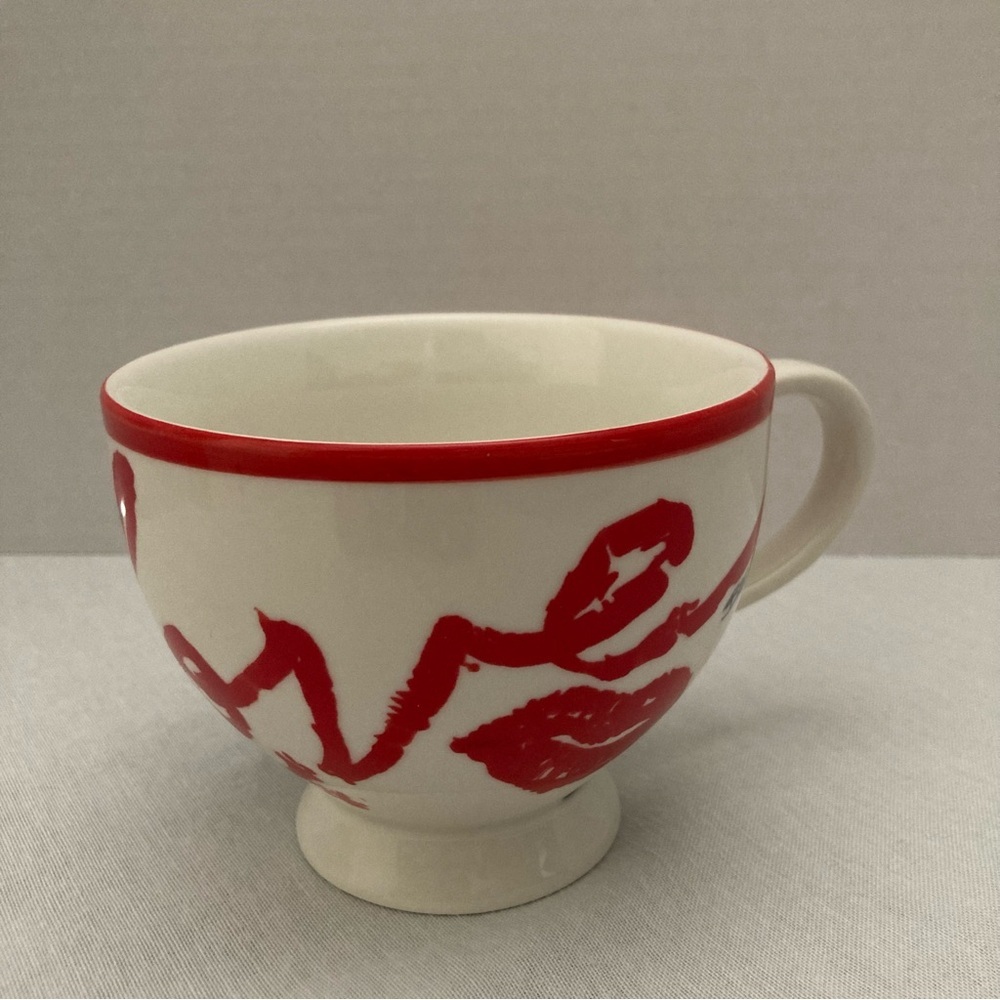 Brighton Lips & Lipstick Pedestal Coffee Mug Red Kiss Love Print Cup - Picture 5 of 13